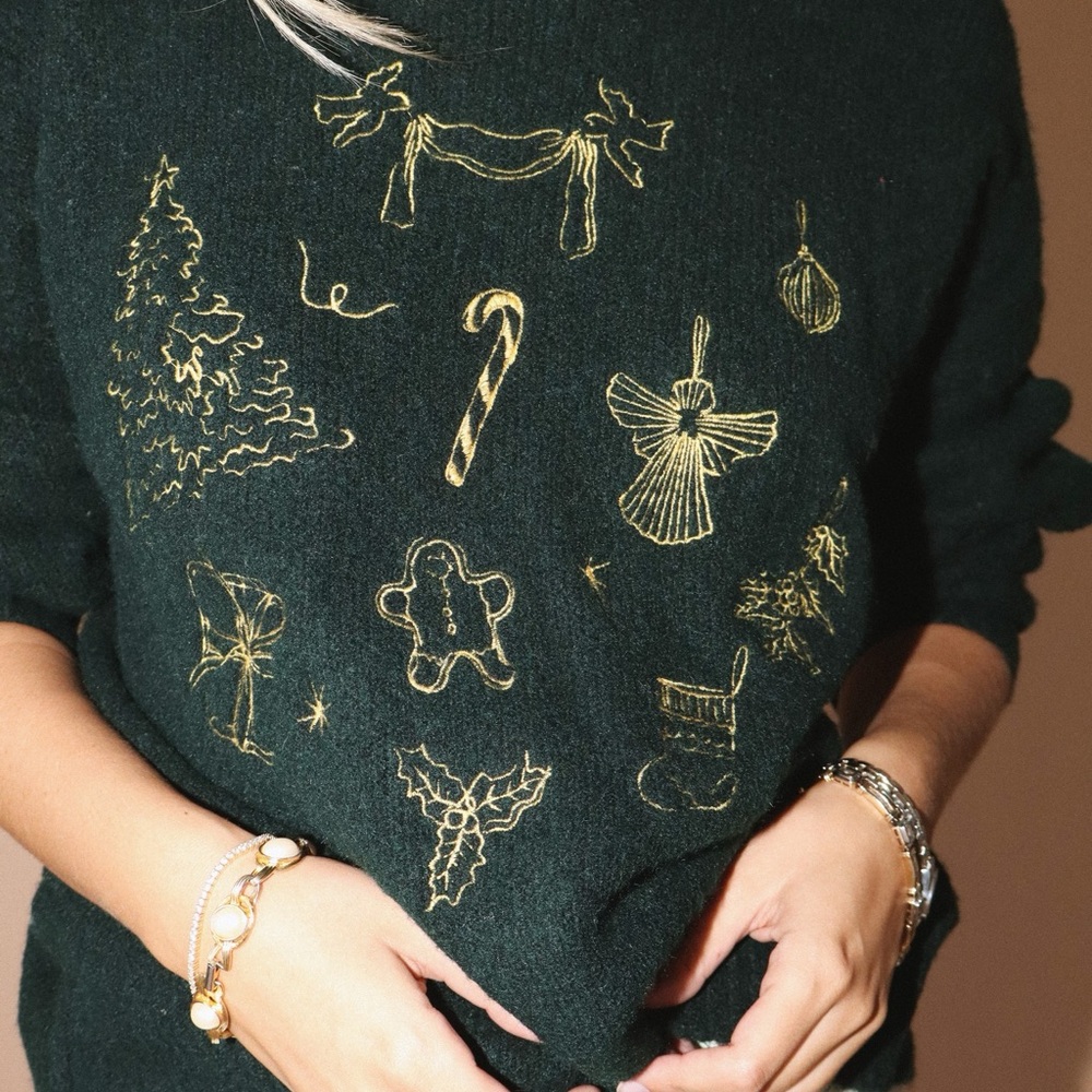 Bailey Rose Dark Green Christmas Embroidery Sweater S